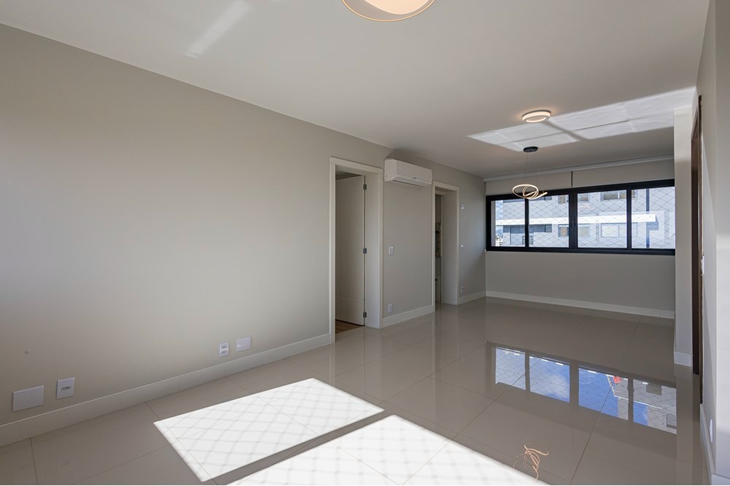 Apartamento à venda com 3 quartos, 98m² - Foto 22