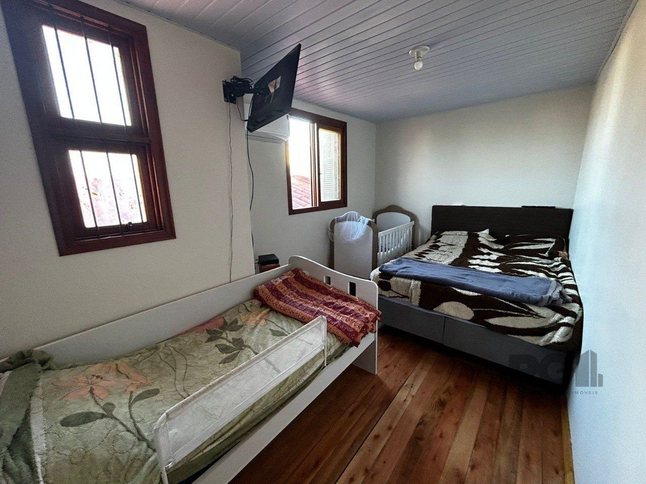 Casa à venda com 5 quartos, 135m² - Foto 17