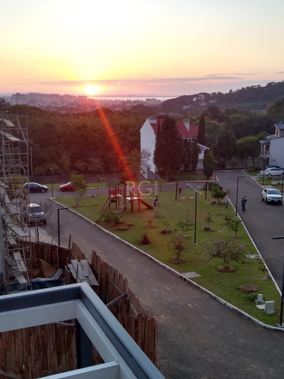 Casa à venda com 3 quartos, 200m² - Foto 36