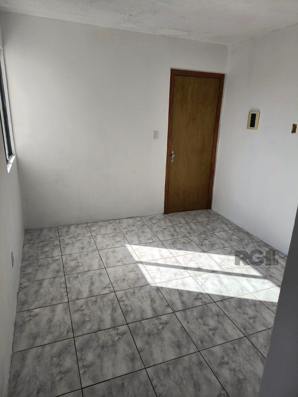 Apartamento à venda com 2 quartos, 39m² - Foto 2