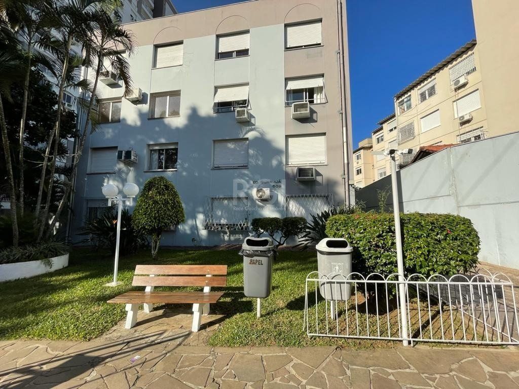 Apartamento à venda com 2 quartos, 61m² - Foto 2