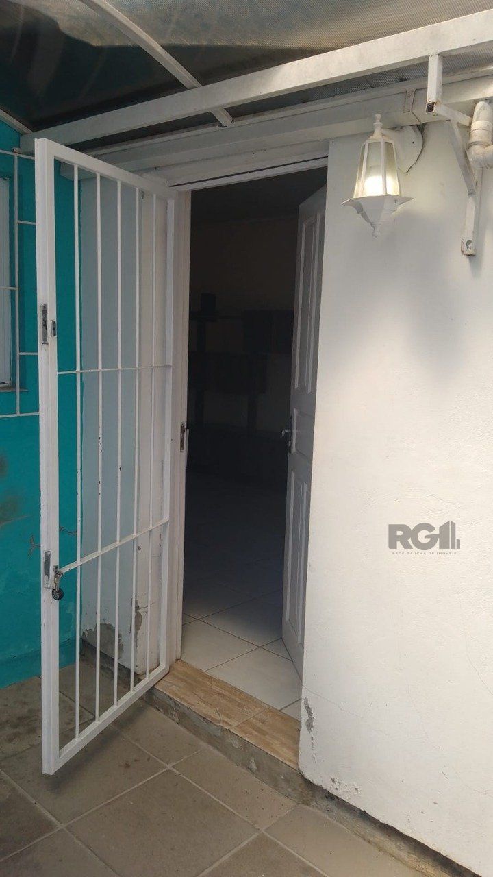 Casa à venda com 3 quartos, 74m² - Foto 9