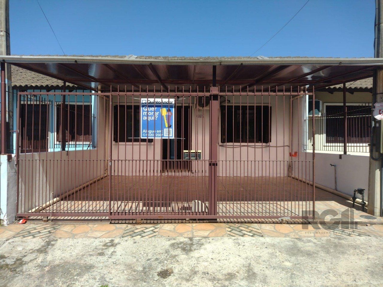 Casa à venda com 2 quartos, 50m² - Foto 1