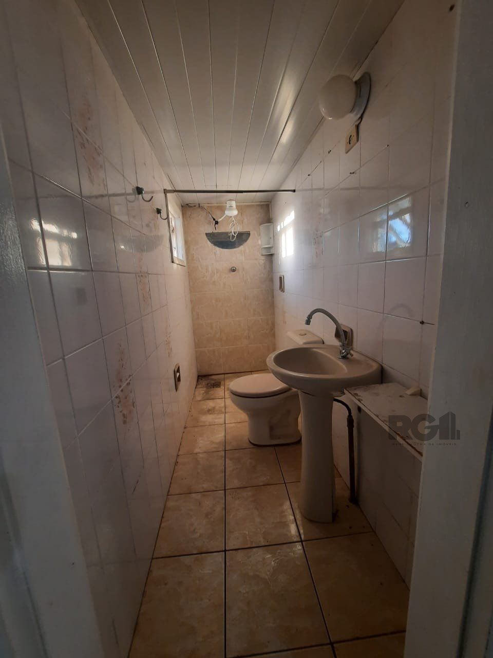 Casa à venda com 3 quartos, 216m² - Foto 7