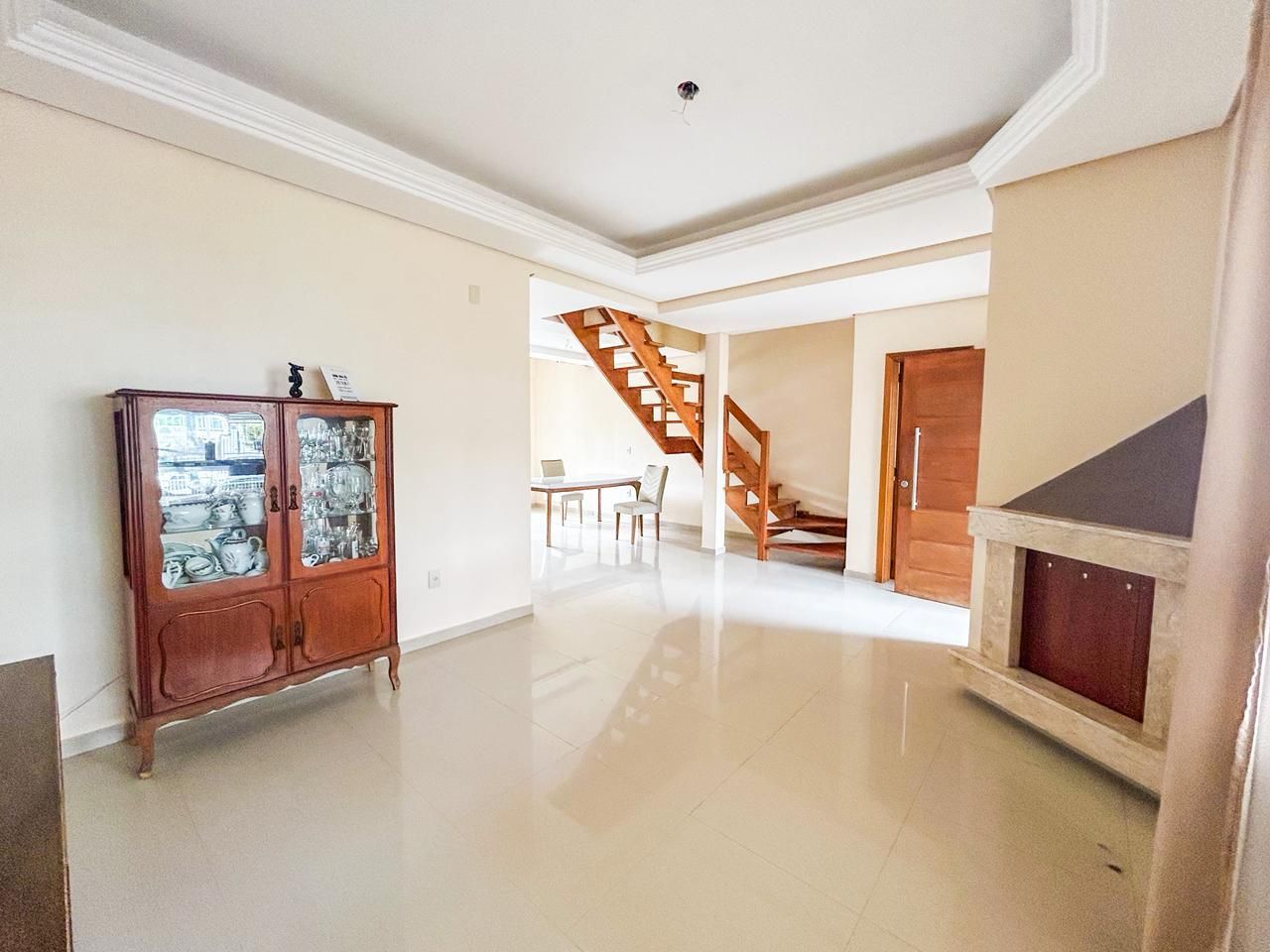 Casa, 3 quartos, 250 m² - Foto 4