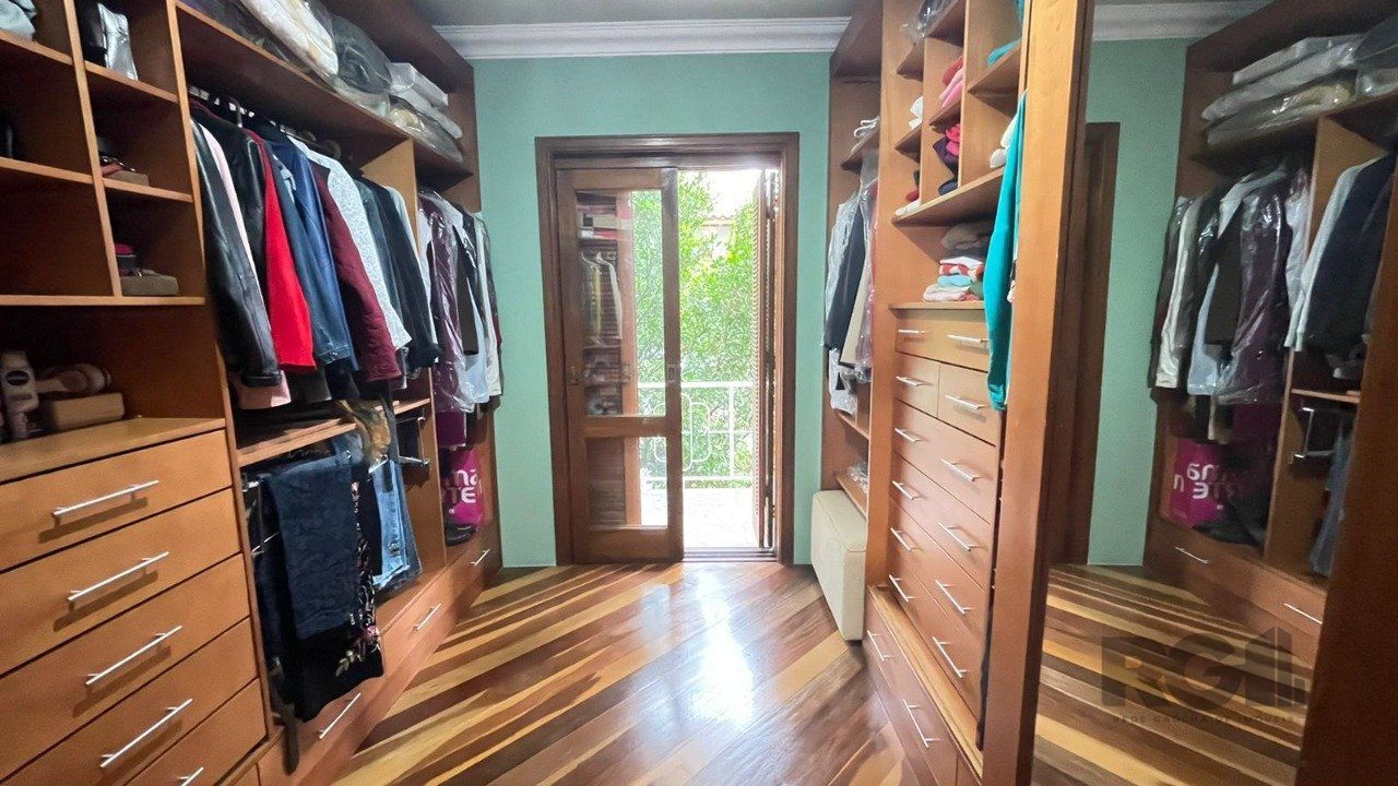 Casa à venda com 4 quartos, 465m² - Foto 9