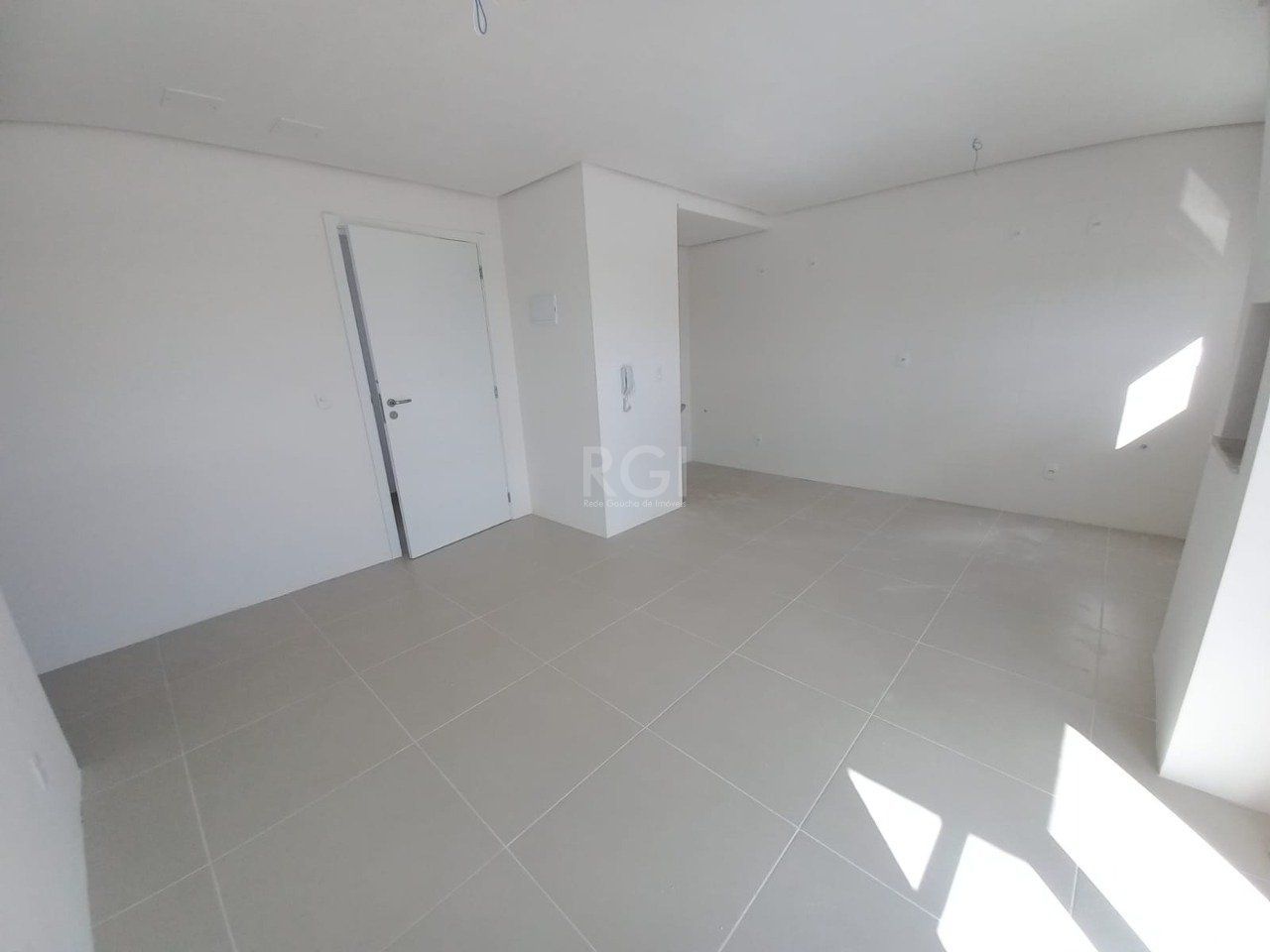 Apartamento à venda com 2 quartos, 57m² - Foto 3
