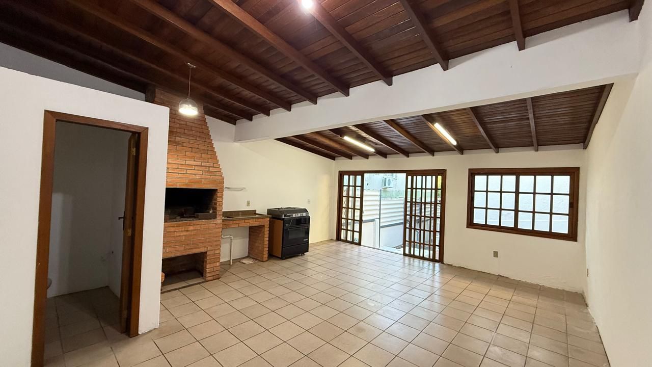 Casa, 3 quartos, 250 m² - Foto 28