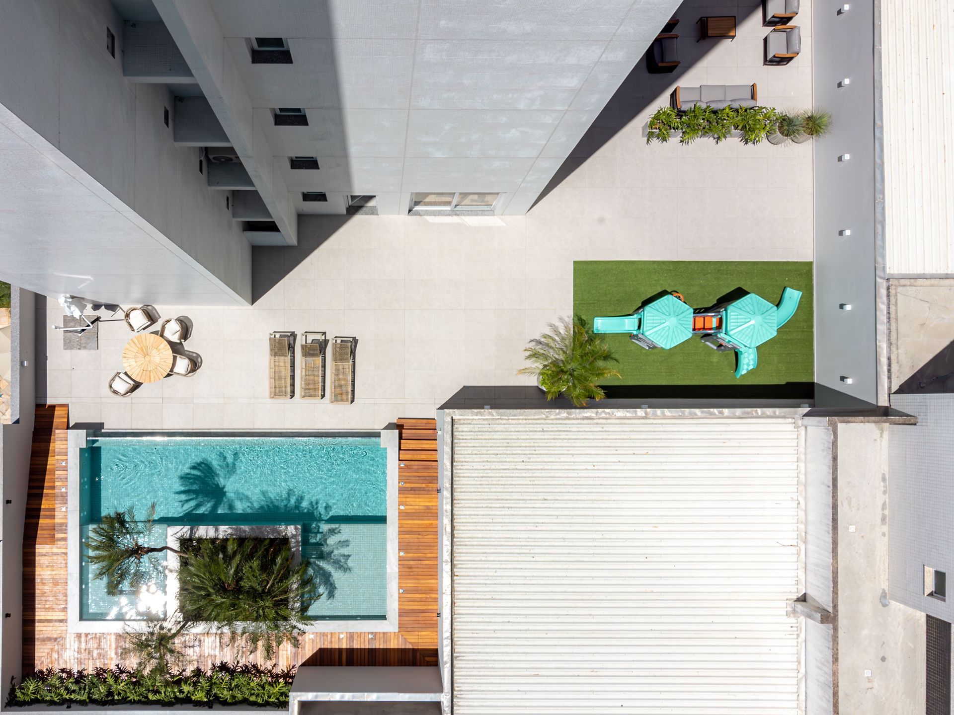 Apartamento à venda com 2 quartos, 110m² - Foto 40