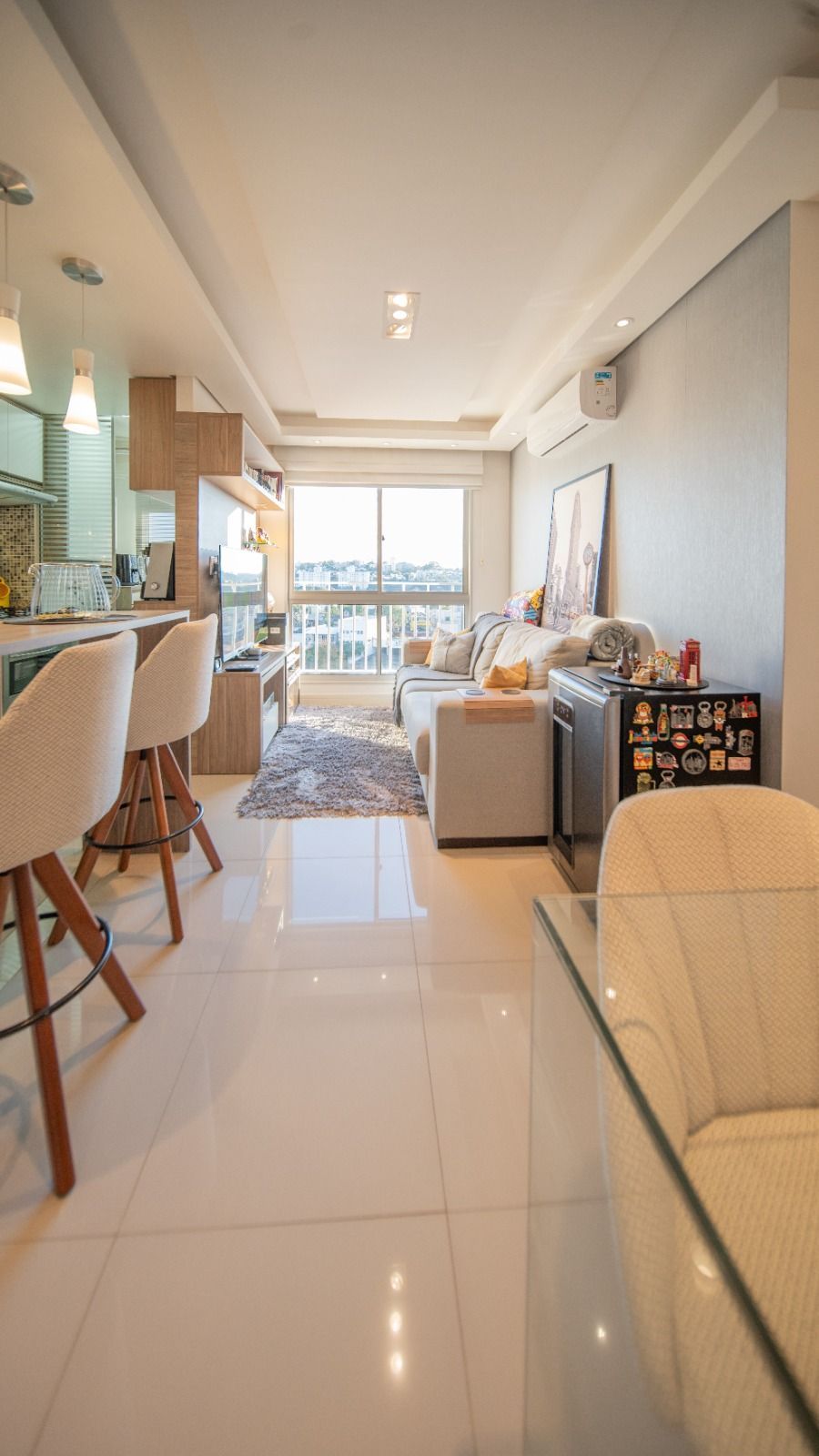 Apartamento 2 dormitórios com suíte, vaga coberta, bairro Glória, Porto Alegre