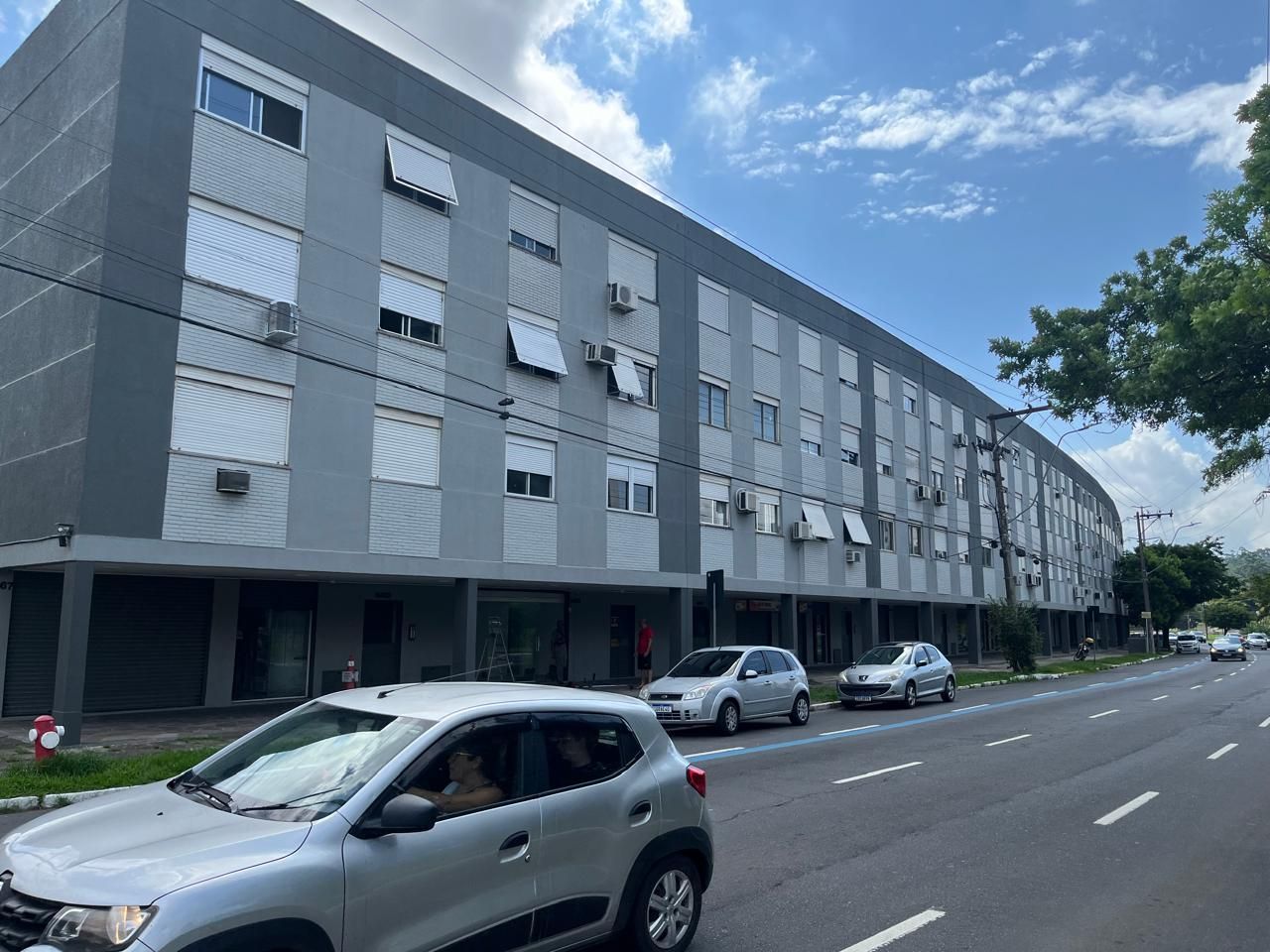 Apartamento à venda com 2 quartos, 58m² - Foto 2