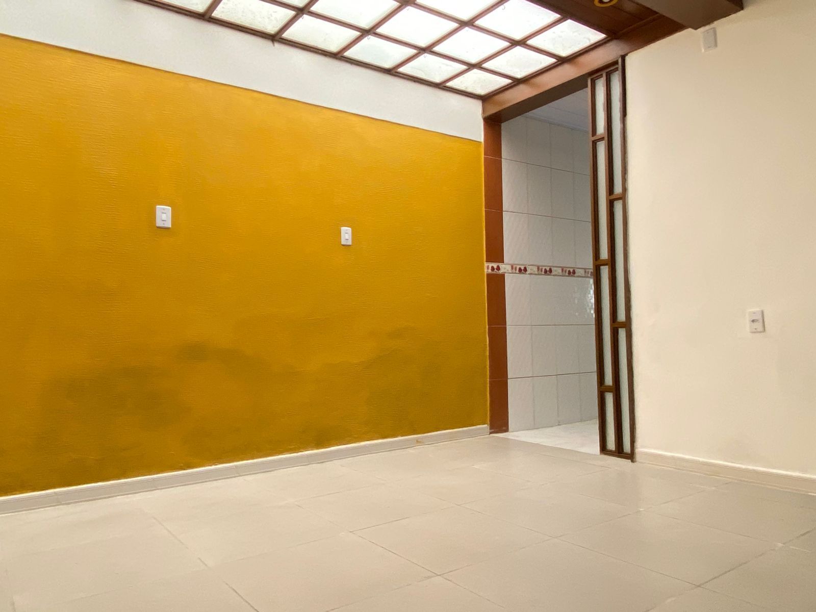 Casa à venda com 3 quartos, 244m² - Foto 6