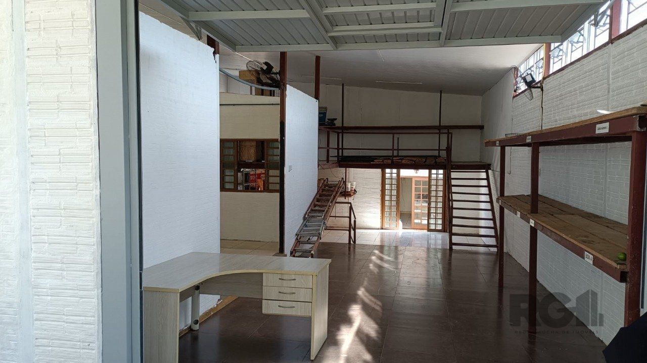 Casa à venda com 2 quartos, 150m² - Foto 7