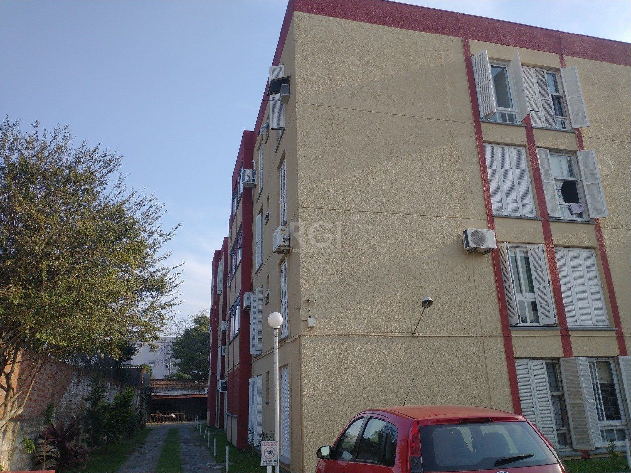 Apartamento à venda com 2 quartos, 64m² - Foto 1