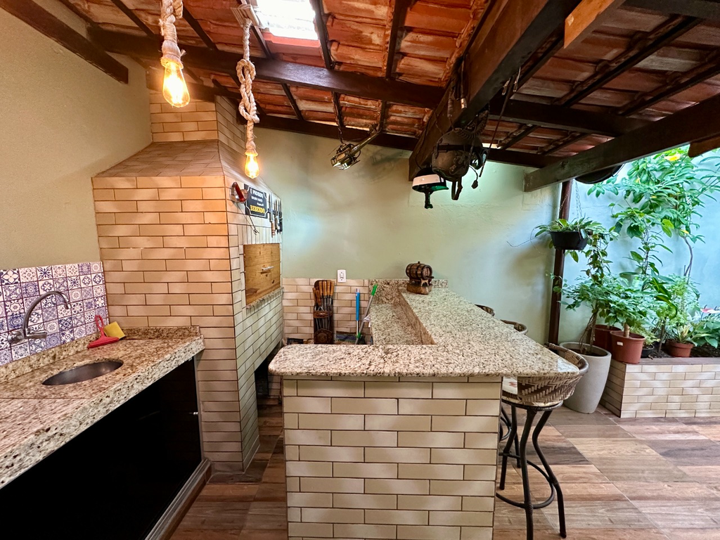 Casa à venda com 2 quartos, 160m² - Foto 40
