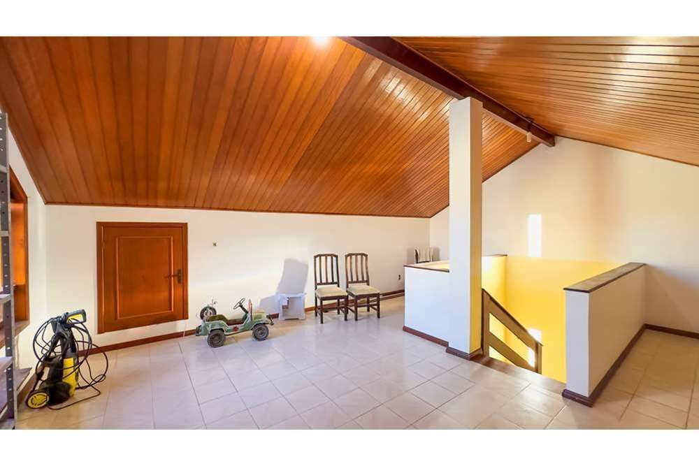 Casa à venda com 4 quartos, 307m² - Foto 18