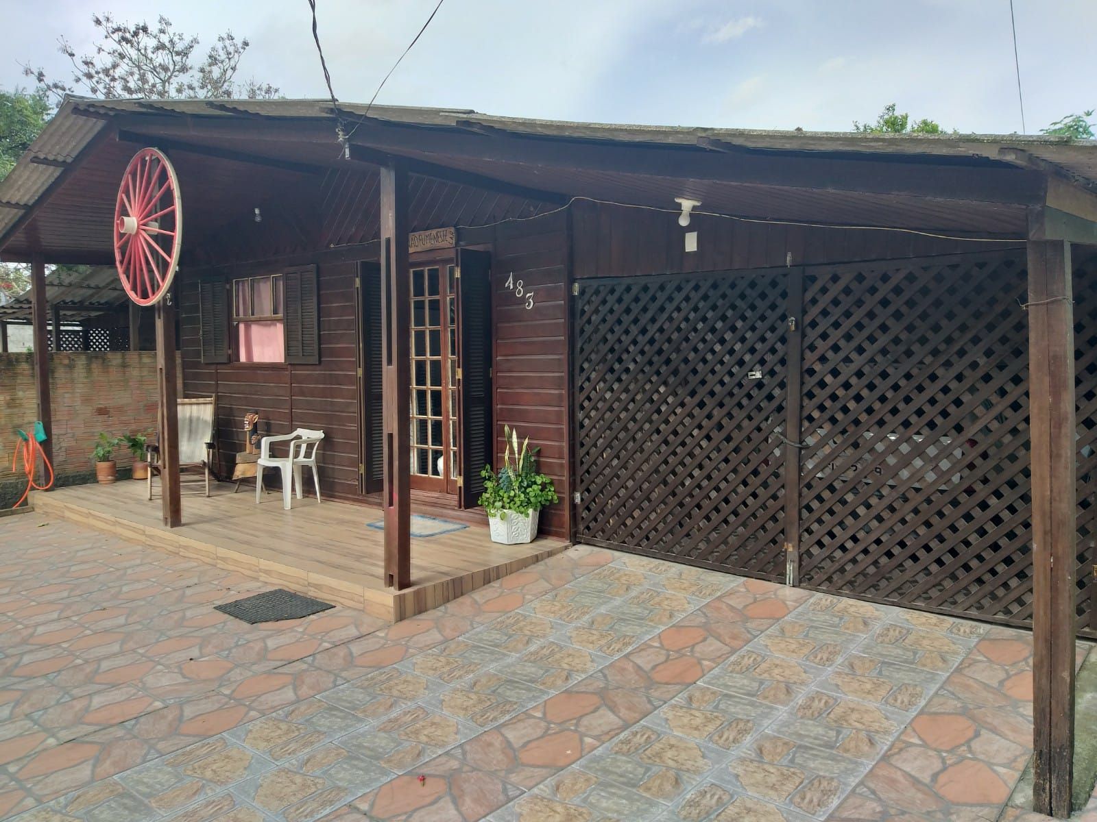 Casa à venda com 3 quartos, 300m² - Foto 2