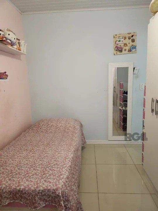 Casa à venda com 4 quartos, 97m² - Foto 17