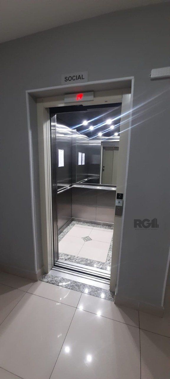 Apartamento à venda com 2 quartos, 46m² - Foto 12