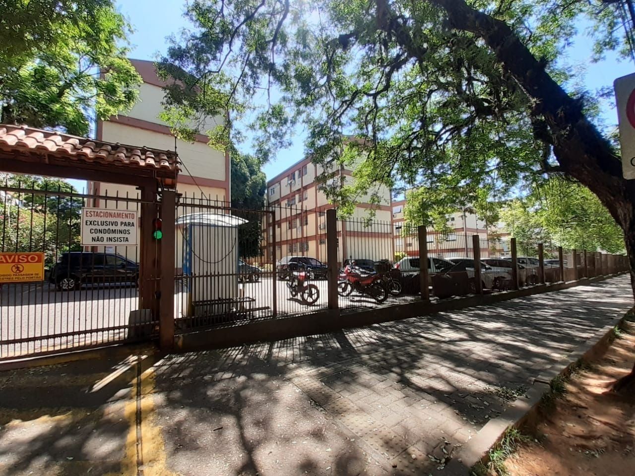 Apartamento à venda com 2 quartos, 50m² - Foto 2