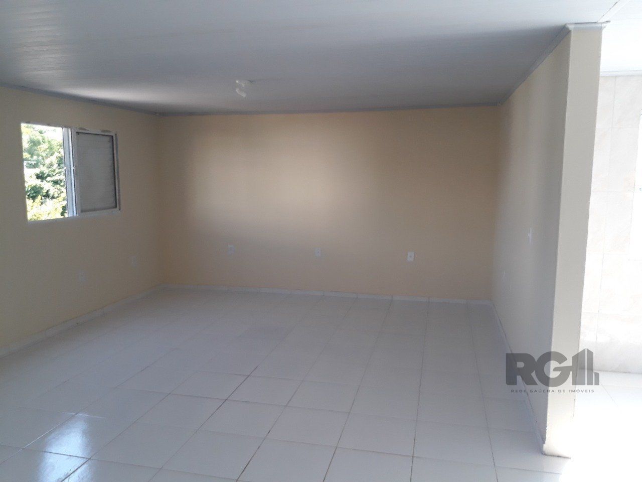 Casa à venda com 8 quartos, 200m² - Foto 64
