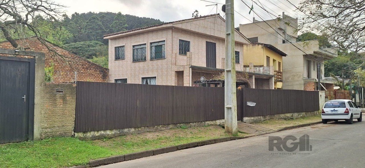 Casa, 4 quartos, 136 m² - Foto 2