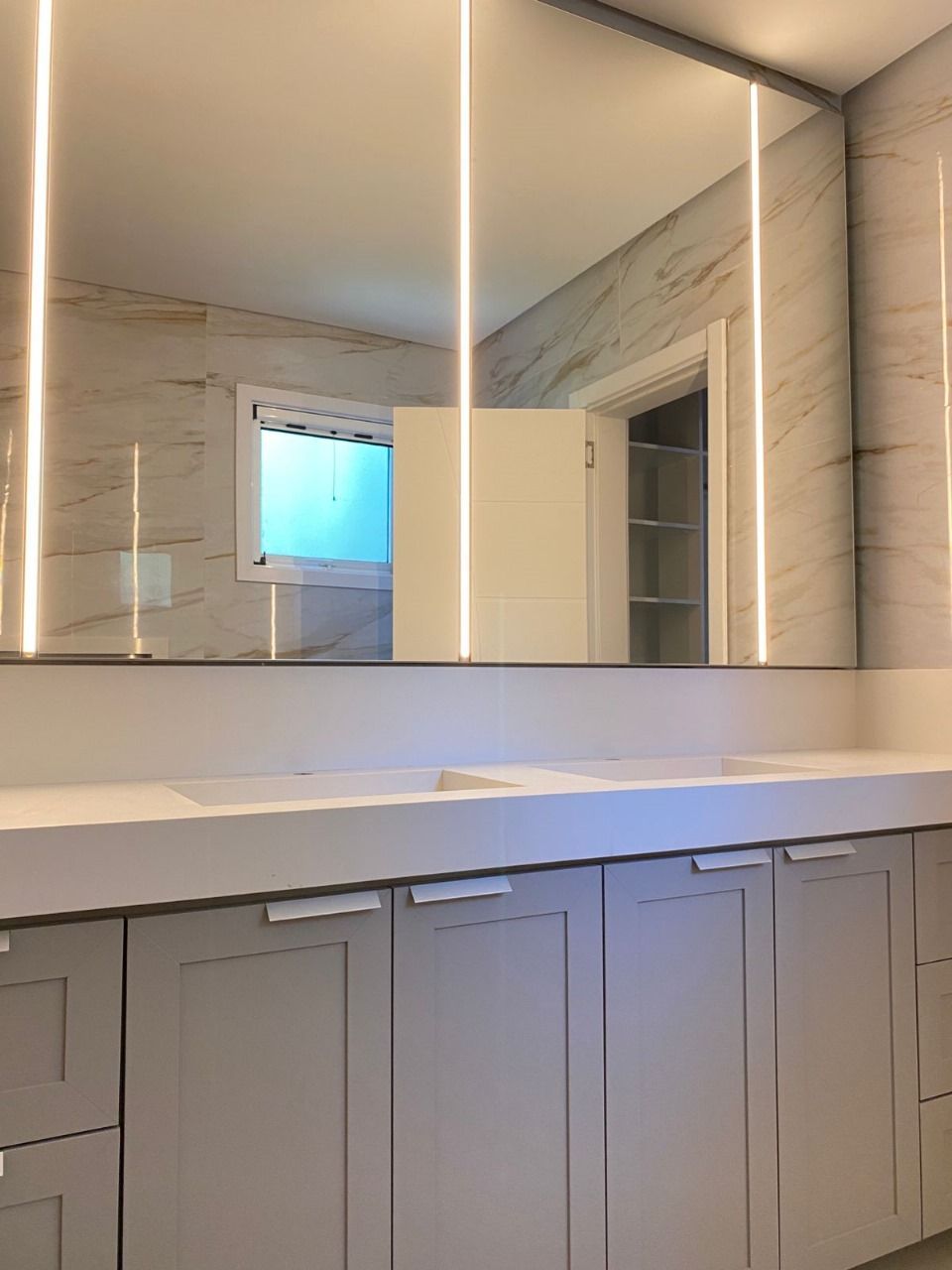 Casa de Condomínio à venda com 3 quartos, 321m² - Foto 23