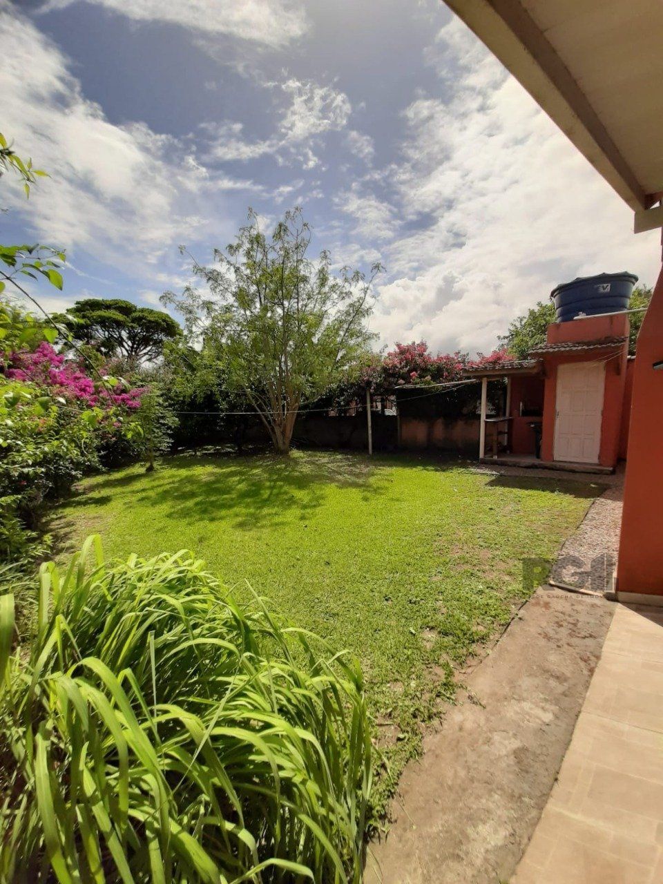 Casa à venda com 3 quartos, 107m² - Foto 13