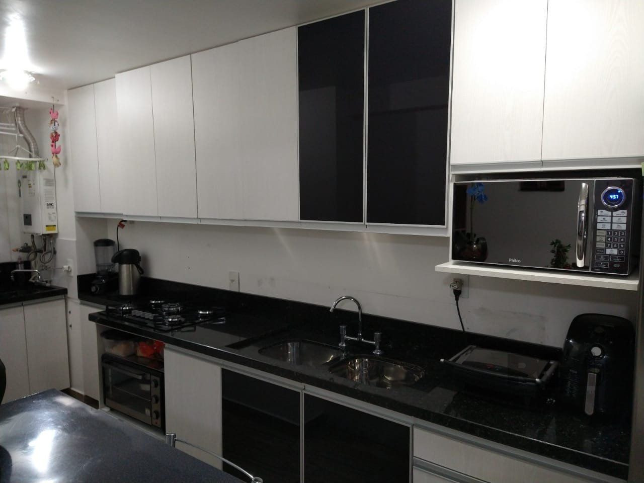 Apartamento à venda com 3 quartos, 75m² - Foto 10