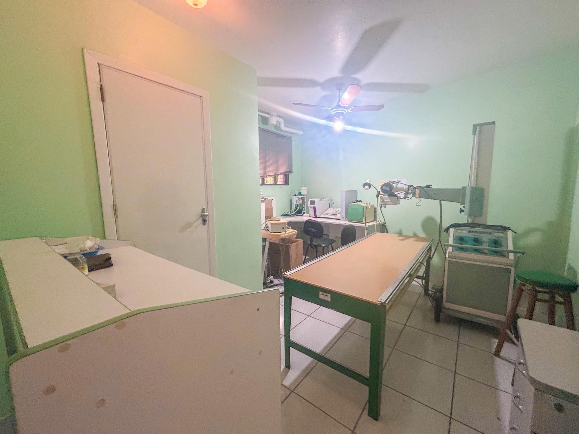 Prédio Inteiro à venda com 15 quartos, 475m² - Foto 32