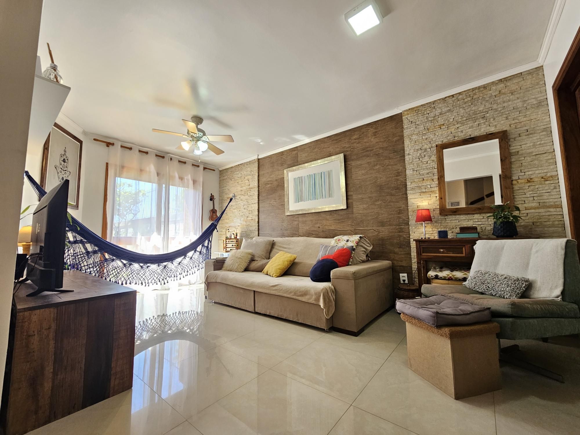 Casa condominio 4 dorm, 3WC, 3Vagas, Cavalhada, Porto Alegre, RS