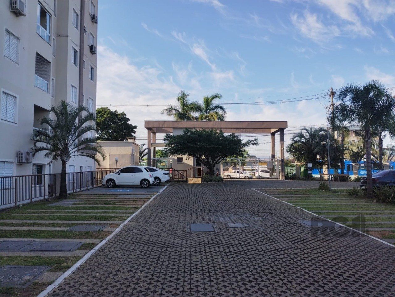 Apartamento à venda com 2 quartos, 46m² - Foto 15