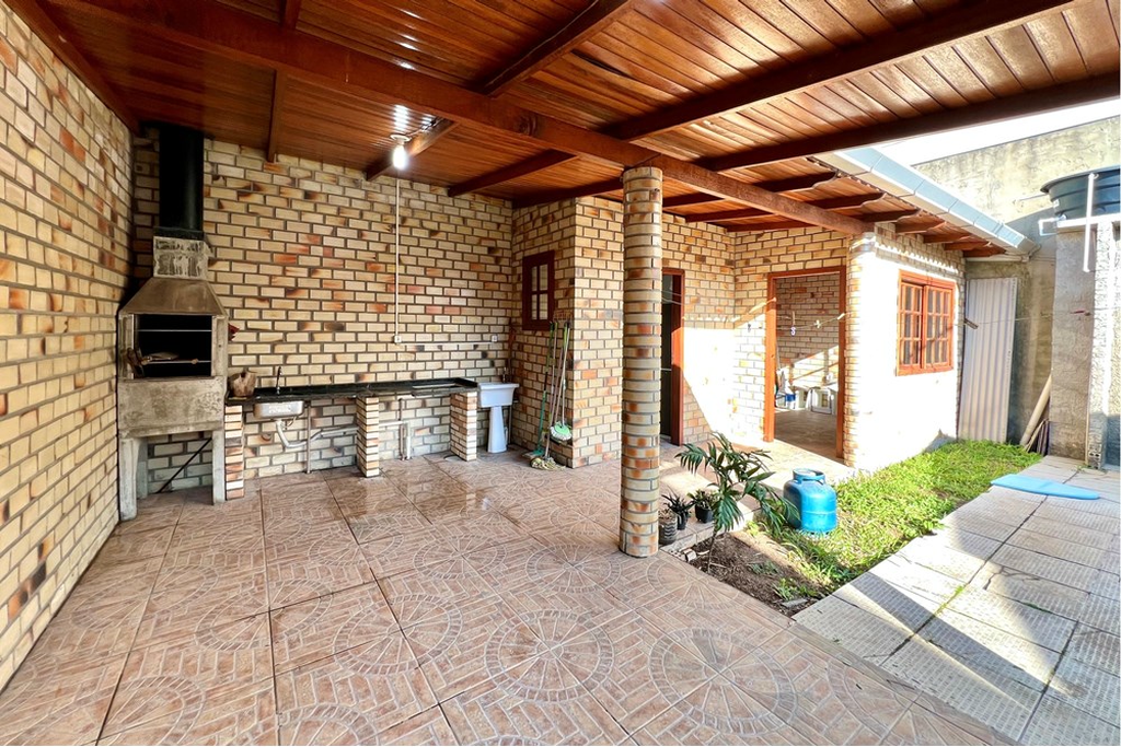 Casa à venda com 3 quartos, 240m² - Foto 9