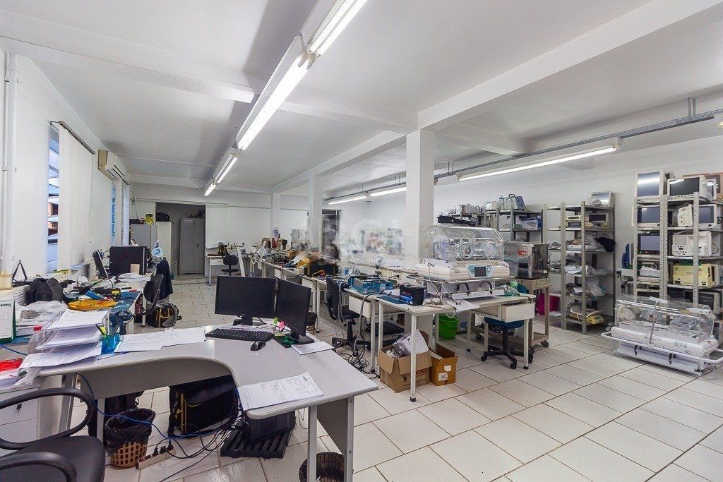 Casa à venda com 9 quartos, 354m² - Foto 28