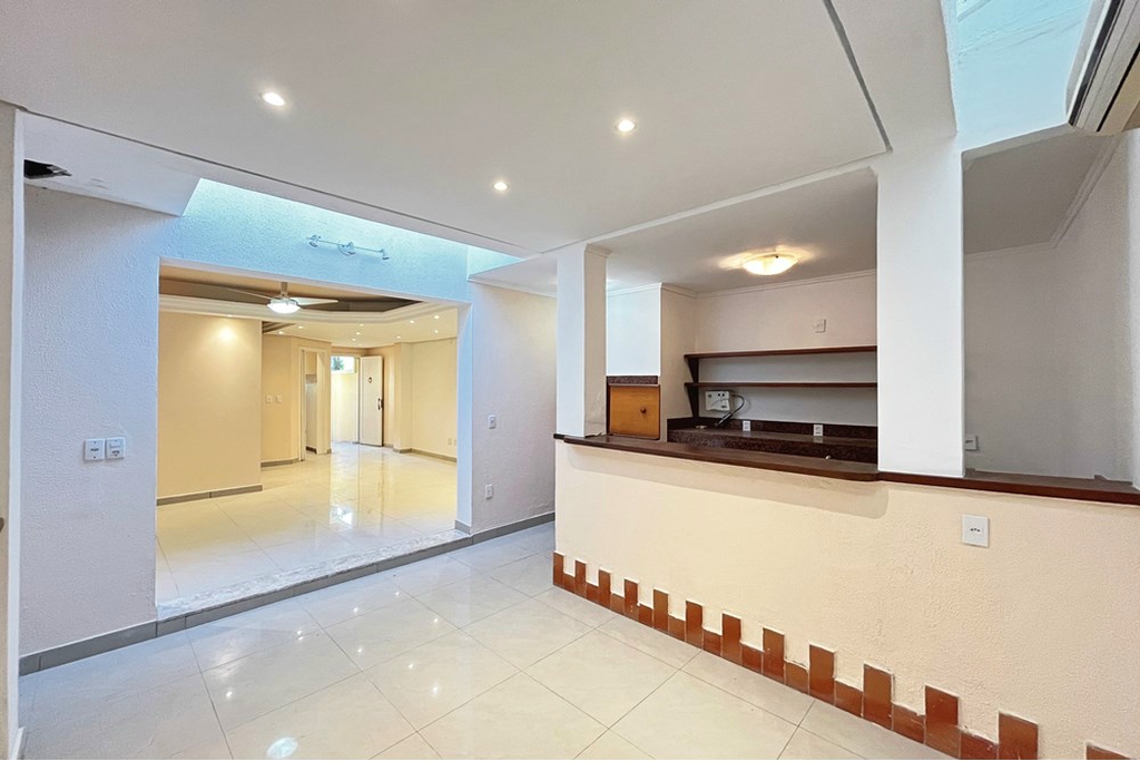 Casa de Condomínio à venda com 2 quartos, 210m² - Foto 39