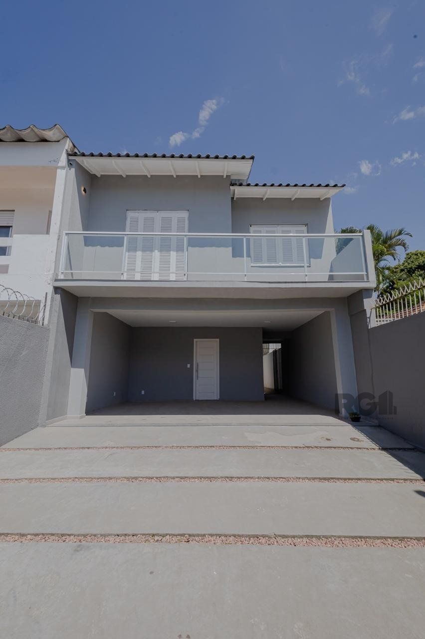 Casa à venda com 3 quartos, 228m² - Foto 5