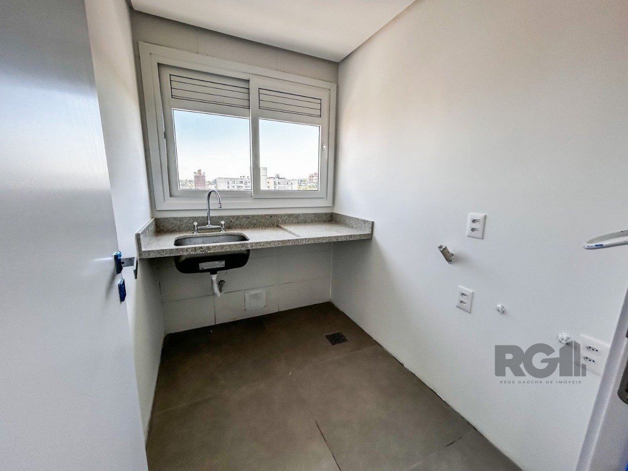 Apartamento à venda com 3 quartos, 143m² - Foto 8