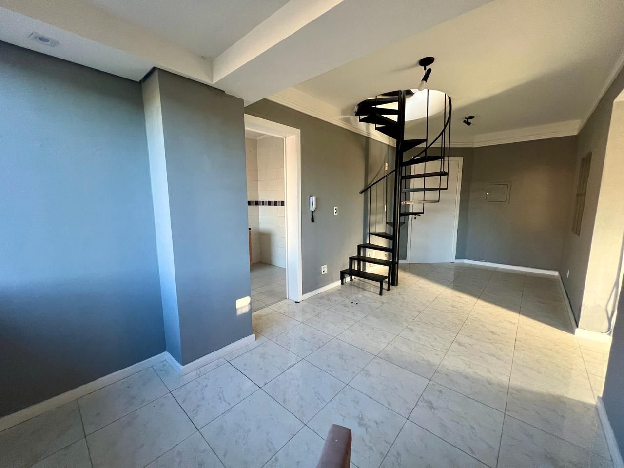 Cobertura à venda com 2 quartos, 111m² - Foto 3