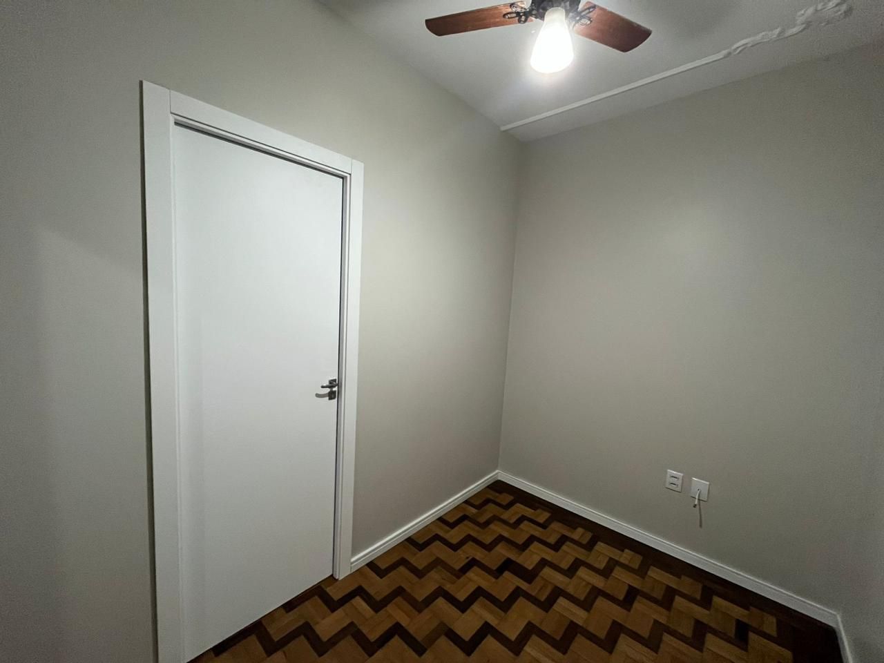 Apartamento à venda com 1 quarto, 34m² - Foto 5