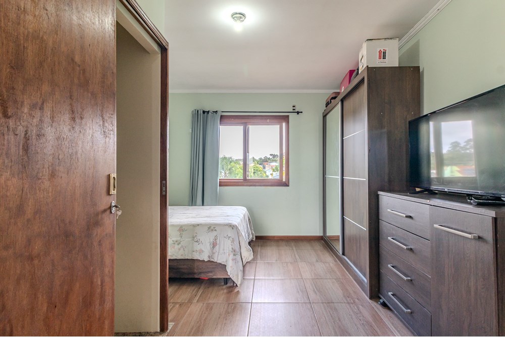 Casa à venda com 3 quartos, 156m² - Foto 2
