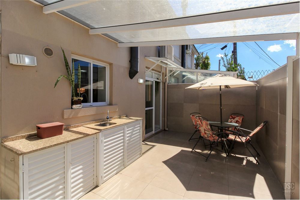 Casa de Condomínio à venda com 3 quartos, 145m² - Foto 2