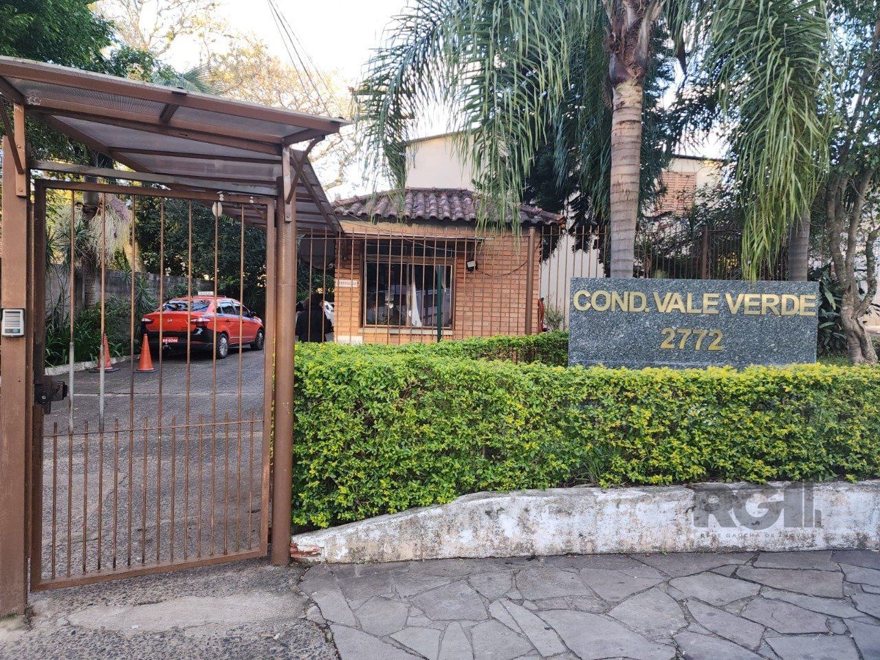 Casa em condomínio fechado localizado no bairro Vila Nova.
