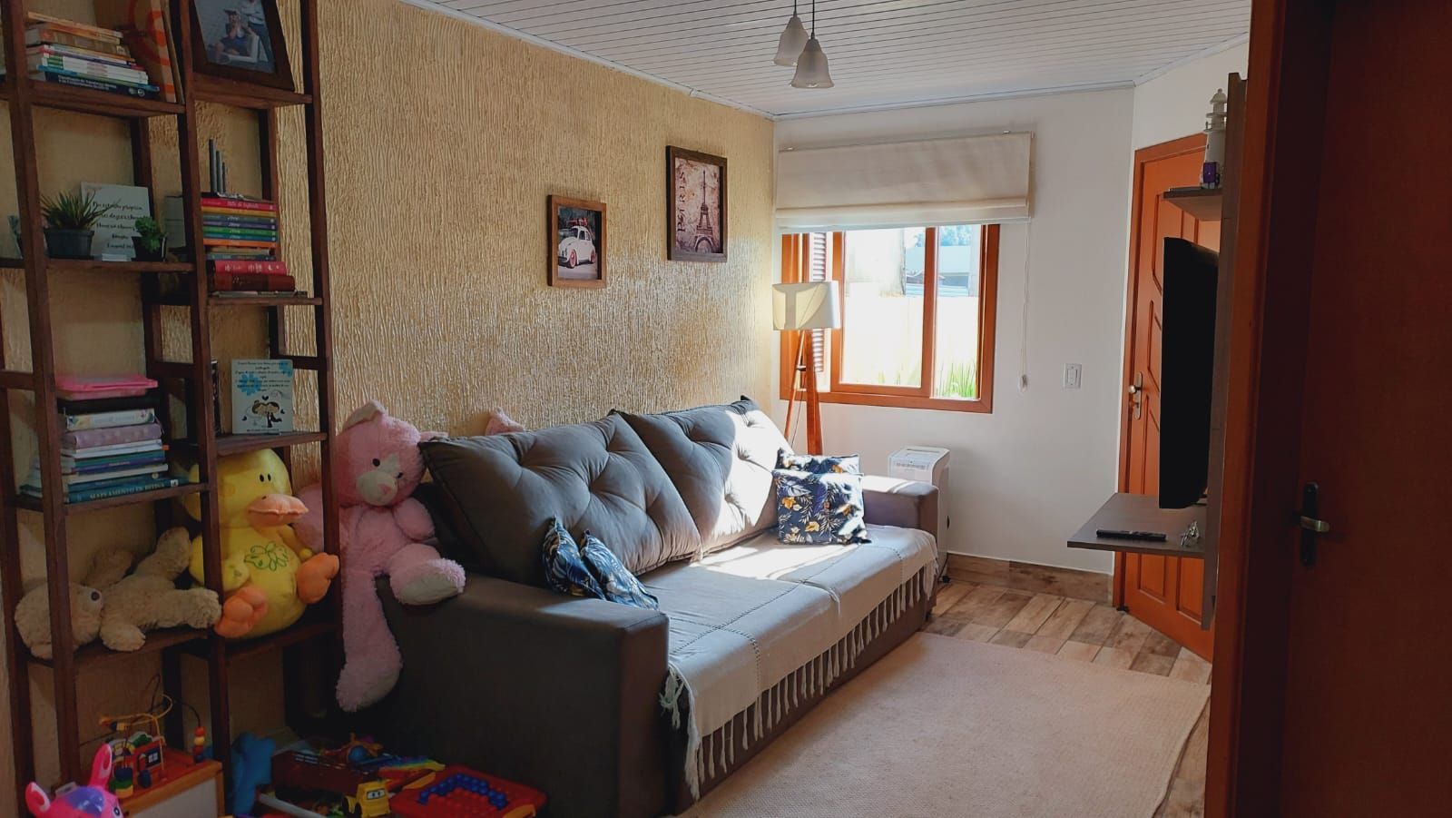 Casa à venda com 2 quartos, 90m² - Foto 8