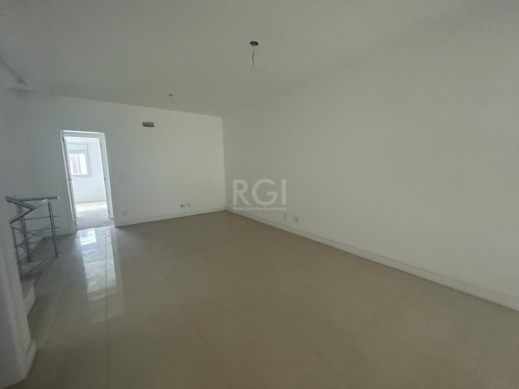 Casa de Condomínio à venda com 3 quartos, 251m² - Foto 5
