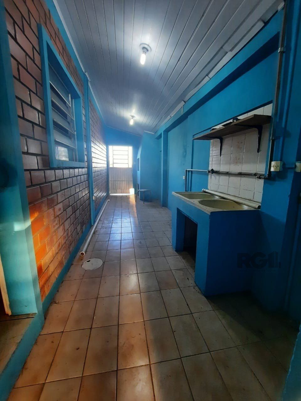 Casa à venda com 3 quartos, 216m² - Foto 17