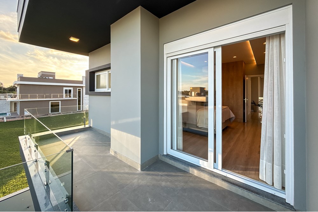 Casa de Condomínio à venda com 4 quartos, 303m² - Foto 62