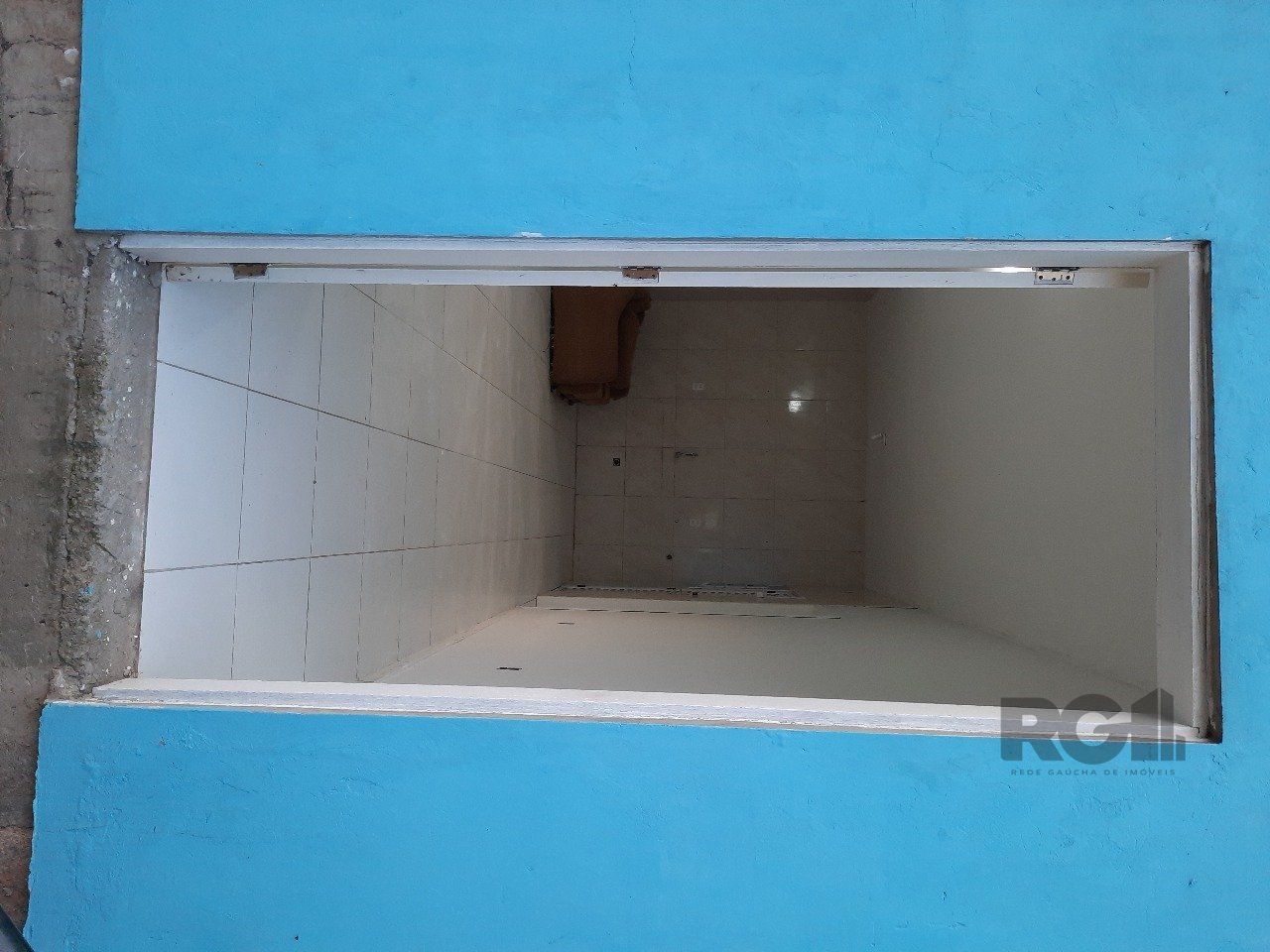 Casa à venda com 8 quartos, 200m² - Foto 14