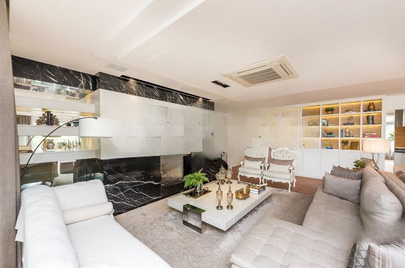 Apartamento com 3 suítes no bairro Bela Vista em Porto Alegre/RS