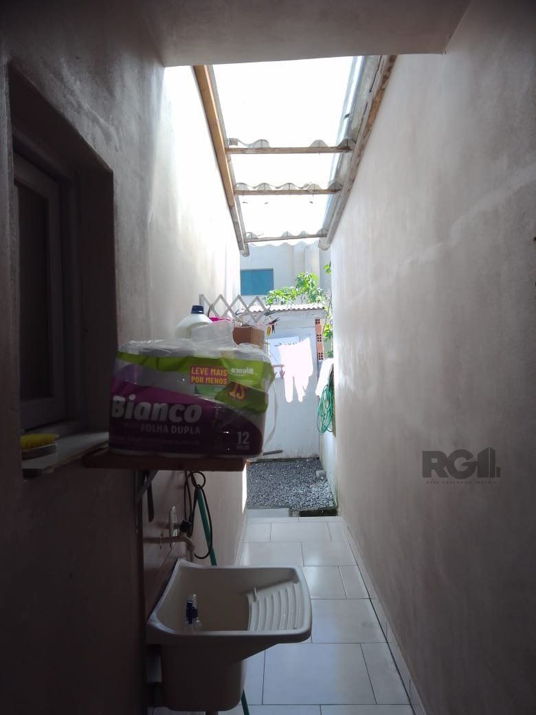Casa à venda com 2 quartos, 130m² - Foto 14