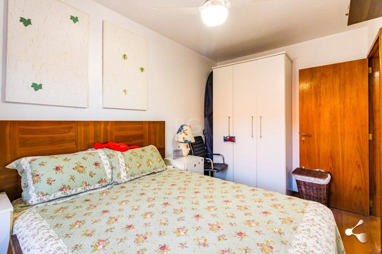 Casa de Condomínio à venda com 3 quartos, 233m² - Foto 38
